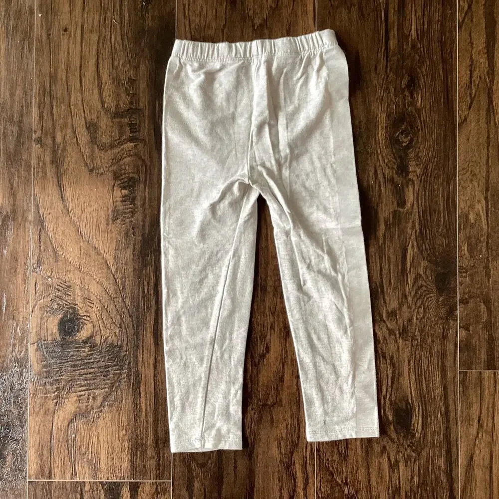 GAP light gray